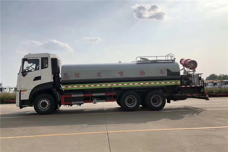東風(fēng)天龍后八輪20噸噴霧車(chē)，國(guó)六綠化噴灑車(chē)